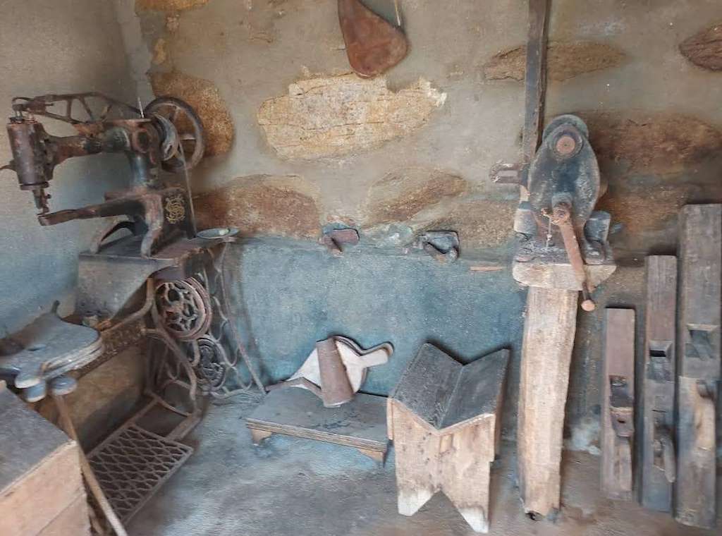 Museo O Taller do Zapateiro en Maceda