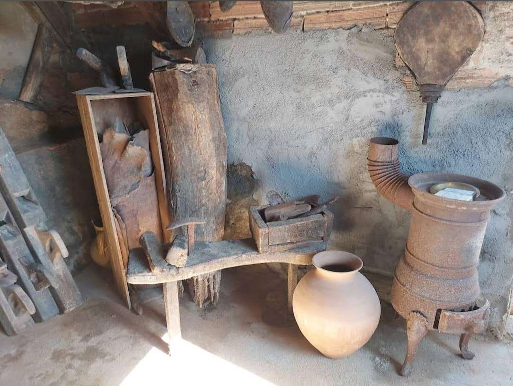 Museo O Taller do Zapateiro en Maceda