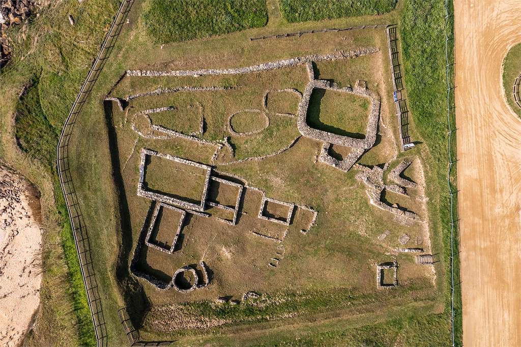 Necrópolis y Castro de A Lanzada en Sanxenxo