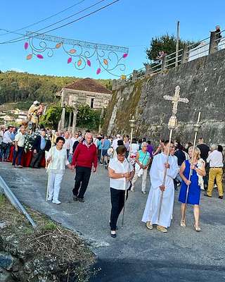 O Carme e Virxe dos Remedios de San Xulián en Marín