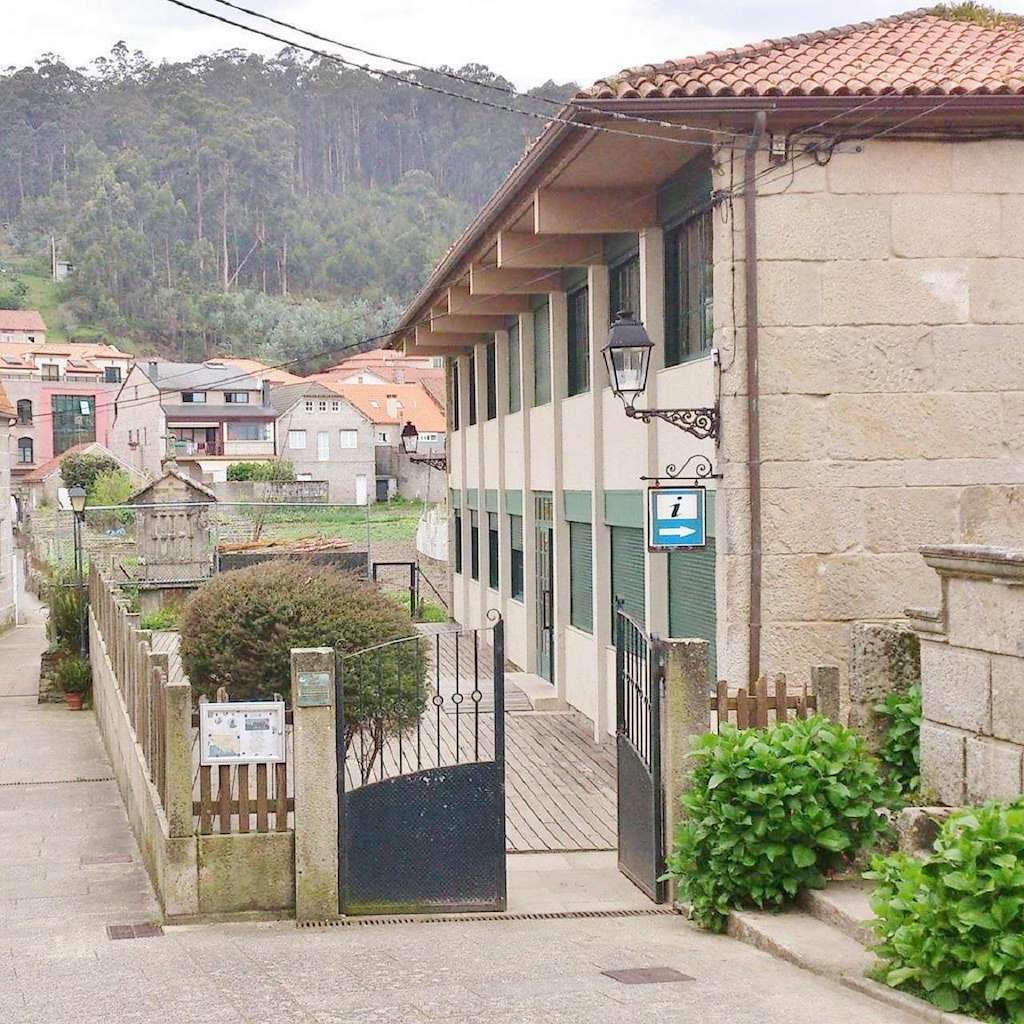 Oficina de Turismo Combarro - Ext. 1320 en Poio