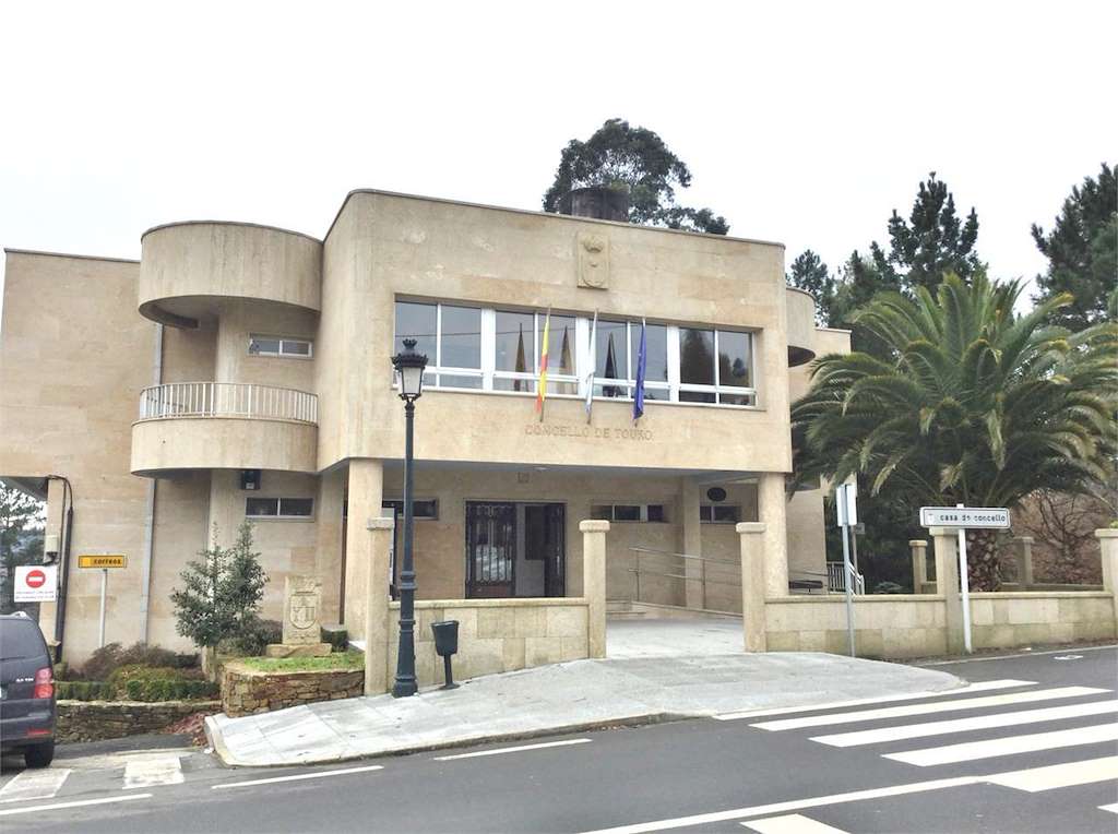 Oficina de Turismo de Touro