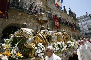 Ofrenda do Reino de Galicia ao Santísimo en Lugo
