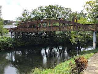 Fechas, información, programa, cartel, imágenes, mapa y ubicación de Pasarela Peatonal sobre el Río Verdugo  en  Ponte Caldelas