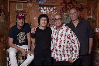 Fechas, información, programa, cartel, imágenes, mapa y ubicación de Paul Collins tocando The Nerves and The Beat (2026)  en  Santiago de Compostela