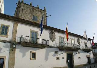 Pazos y Casas blasonadas de Baiona