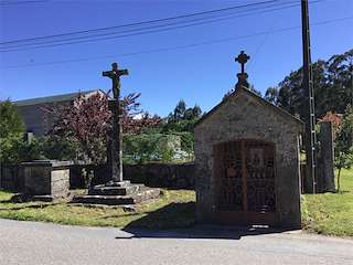 Peto de Ánimas e Cruceiro de Vilarchán