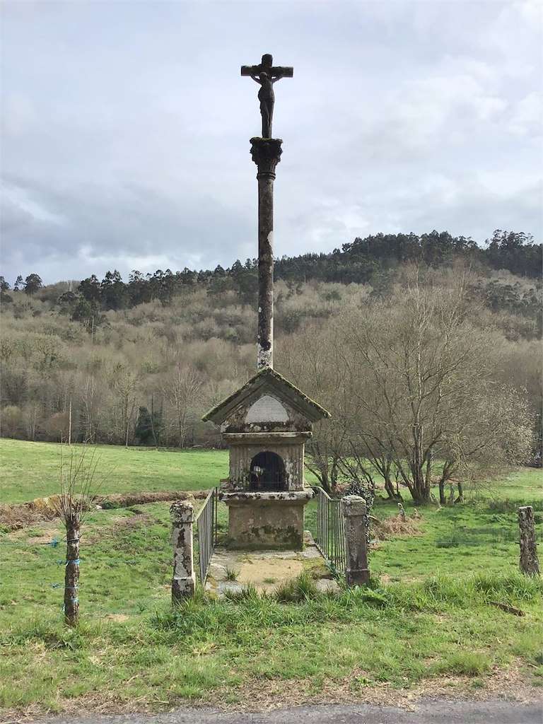 Peto de Cruceiro de Vichocuntín en Cerdedo-Cotobade