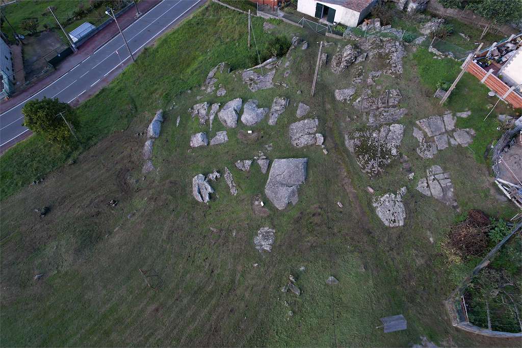 Petroglifos dos Ballotes en Vilagarcía de Arousa