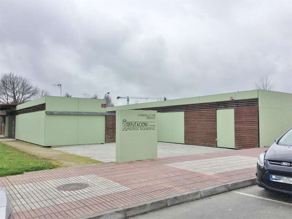 Piscina Municipal de Sigüeiro en Oroso