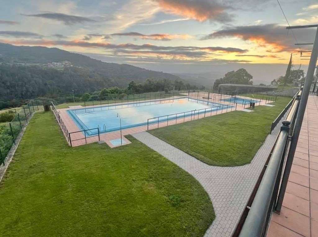 Piscinas Municipales de Quintela de Leirado