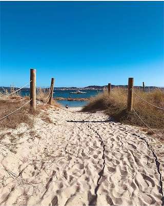 Fechas, información, programa, cartel, imágenes, mapa y ubicación de Playa A Lameira  en  Illa de Arousa