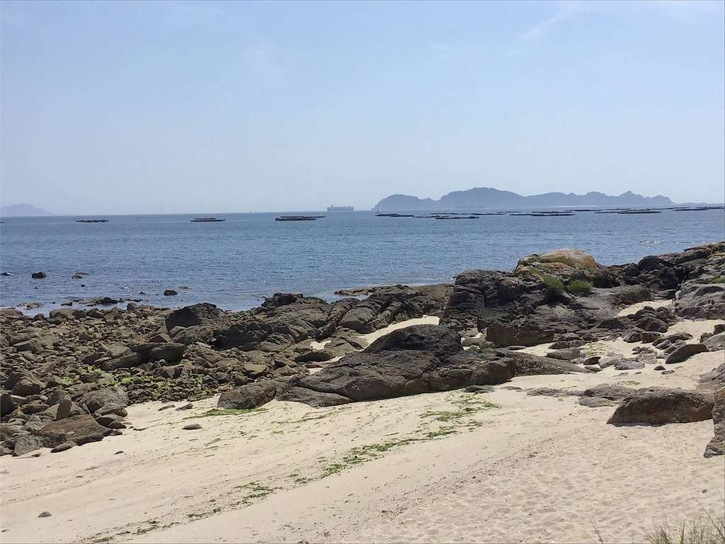 Playa Area das Patas en Cangas