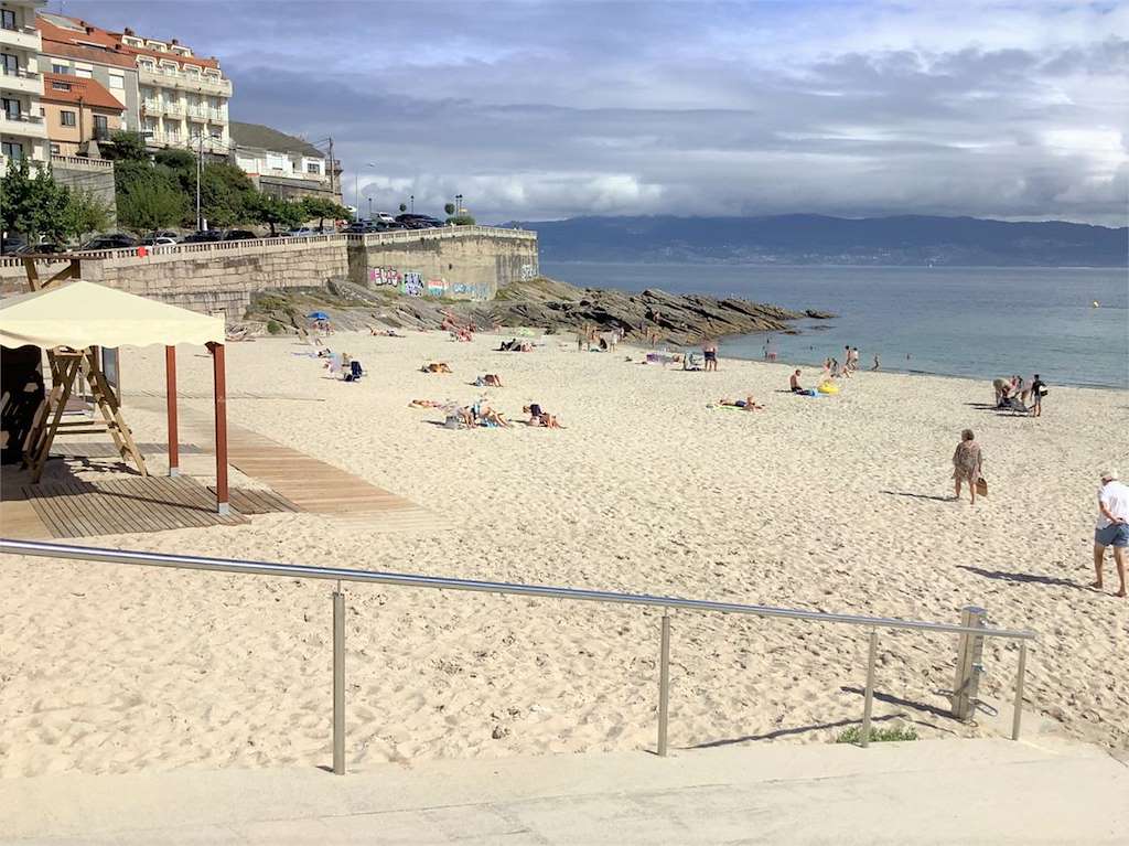 Playa Caneliñas en Sanxenxo