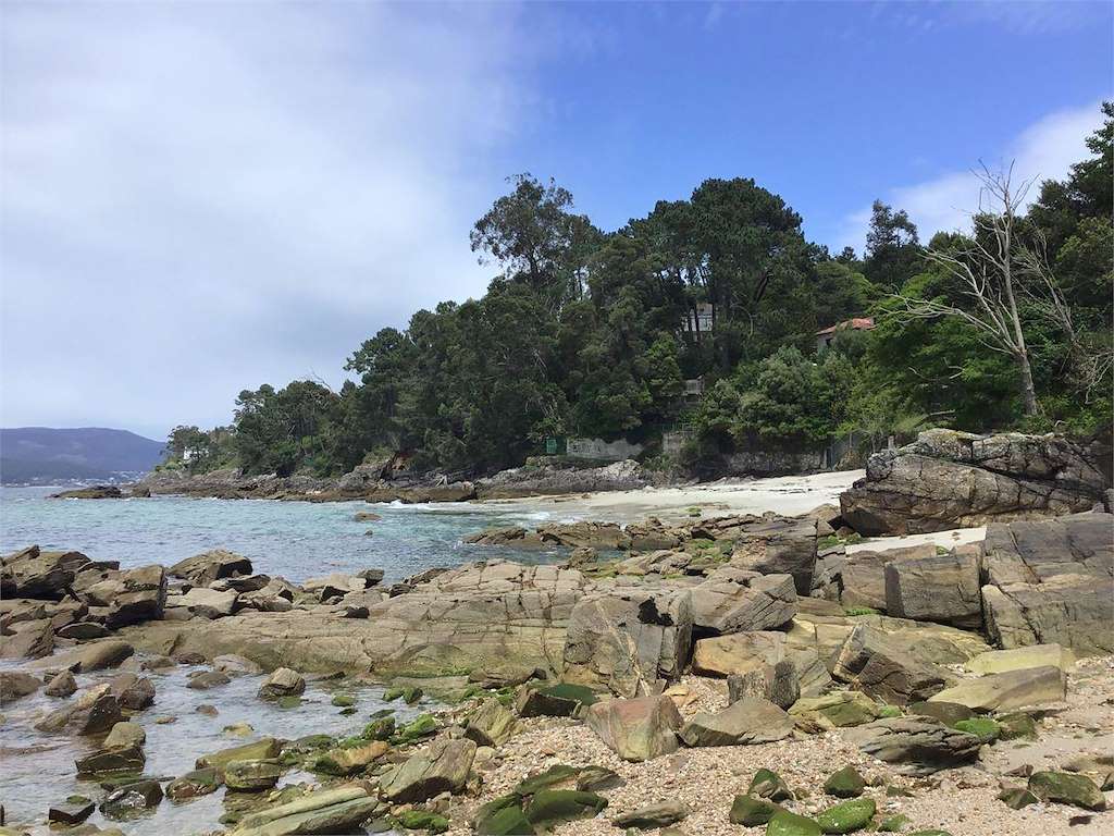 Playa de los Enamorados en Marín