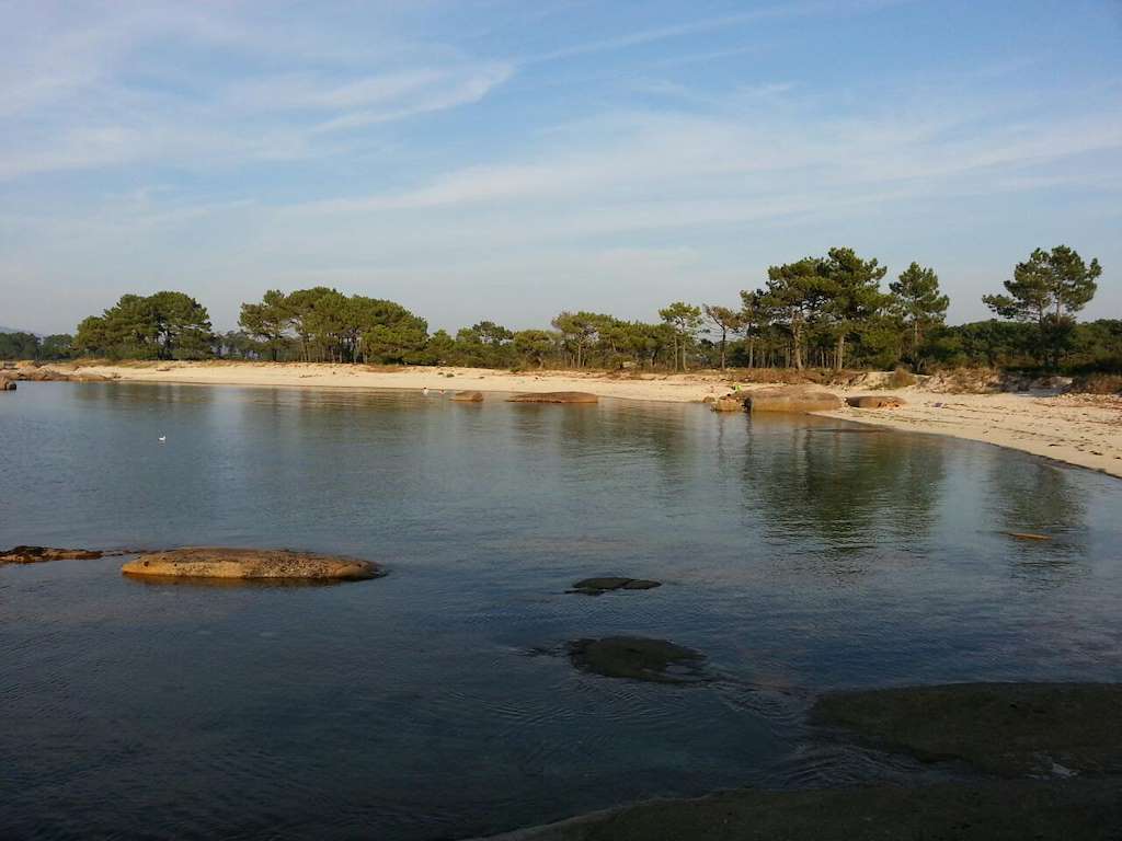 Playa Petóns en A Illa de Arousa