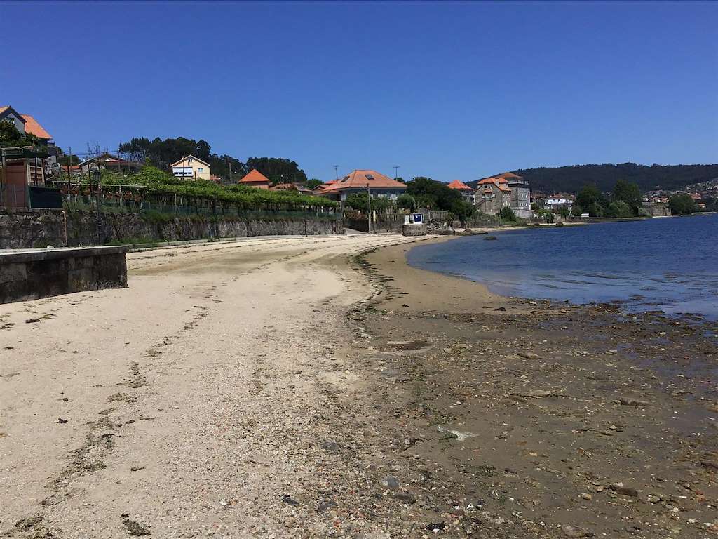 Playa Pinela - Padrón en Poio