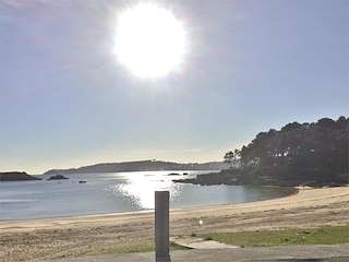 Fechas, información, programa, cartel, imágenes, mapa y ubicación de Playa Río Azor  en  Ribeira