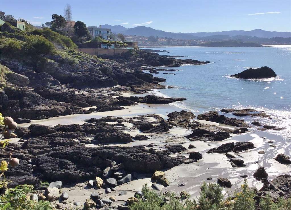 Playa Seixos Negros en Nigrán