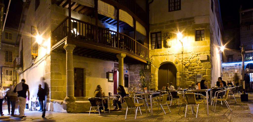Plaza Eironciño dos Cabaleiros en Ourense