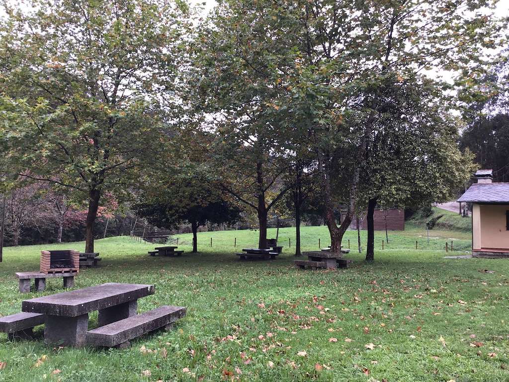 Ponte e Área Recreativa da Cazolga en Lourenzá