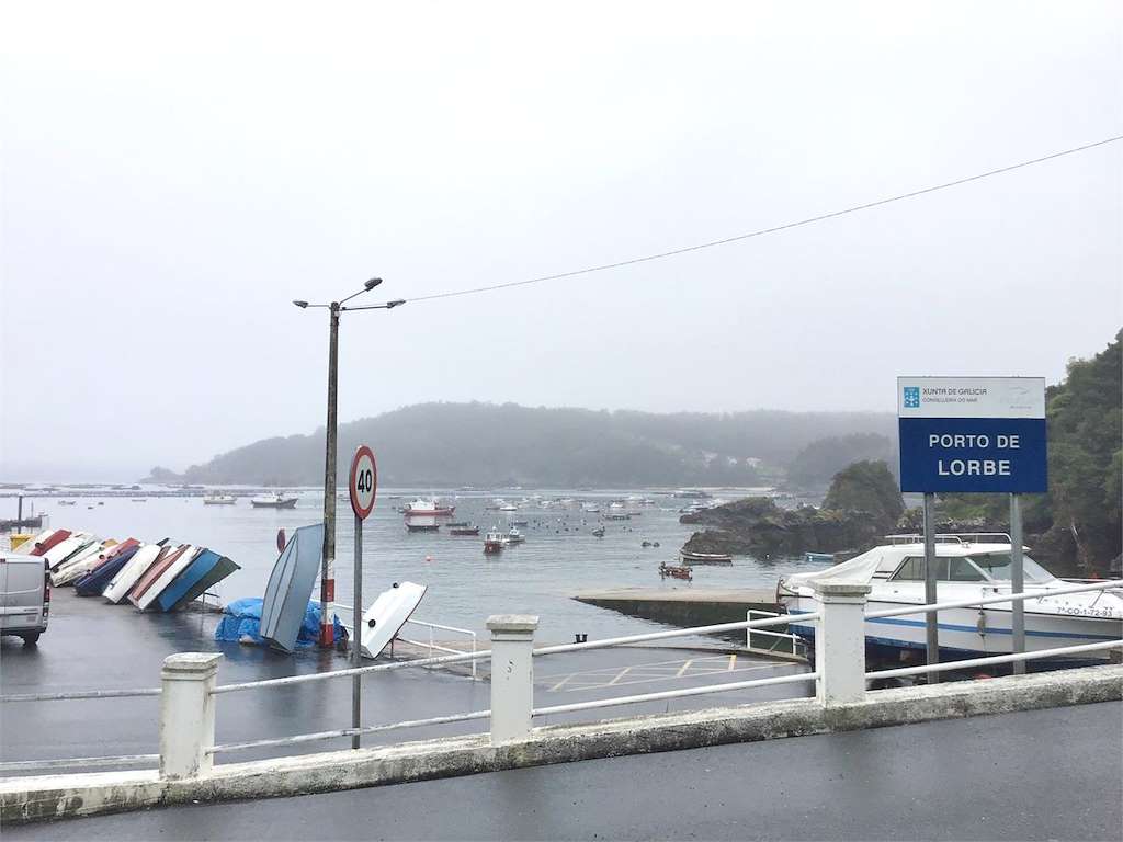 Porto de Lorbé en Oleiros