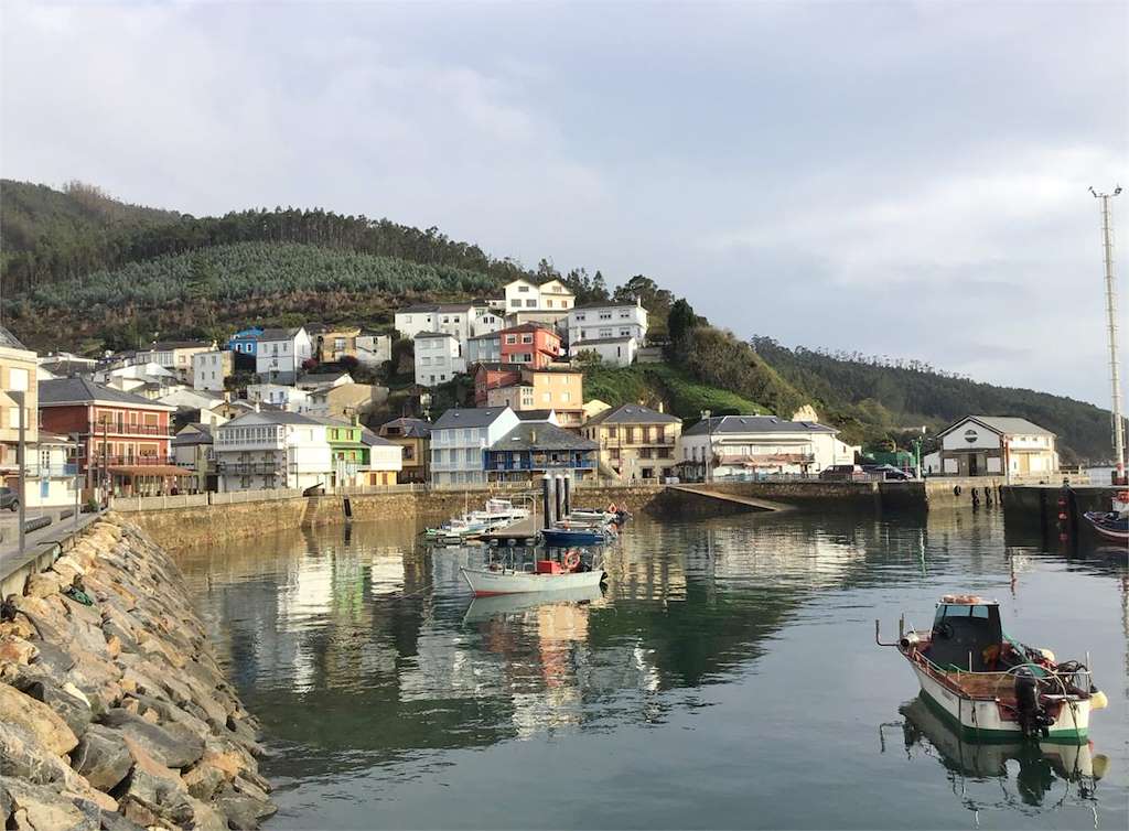 Porto de O Barqueiro en Mañón