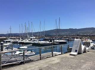 Fechas, información, programa, cartel, imágenes, mapa y ubicación de Porto Deportivo de Beluso  en  Bueu