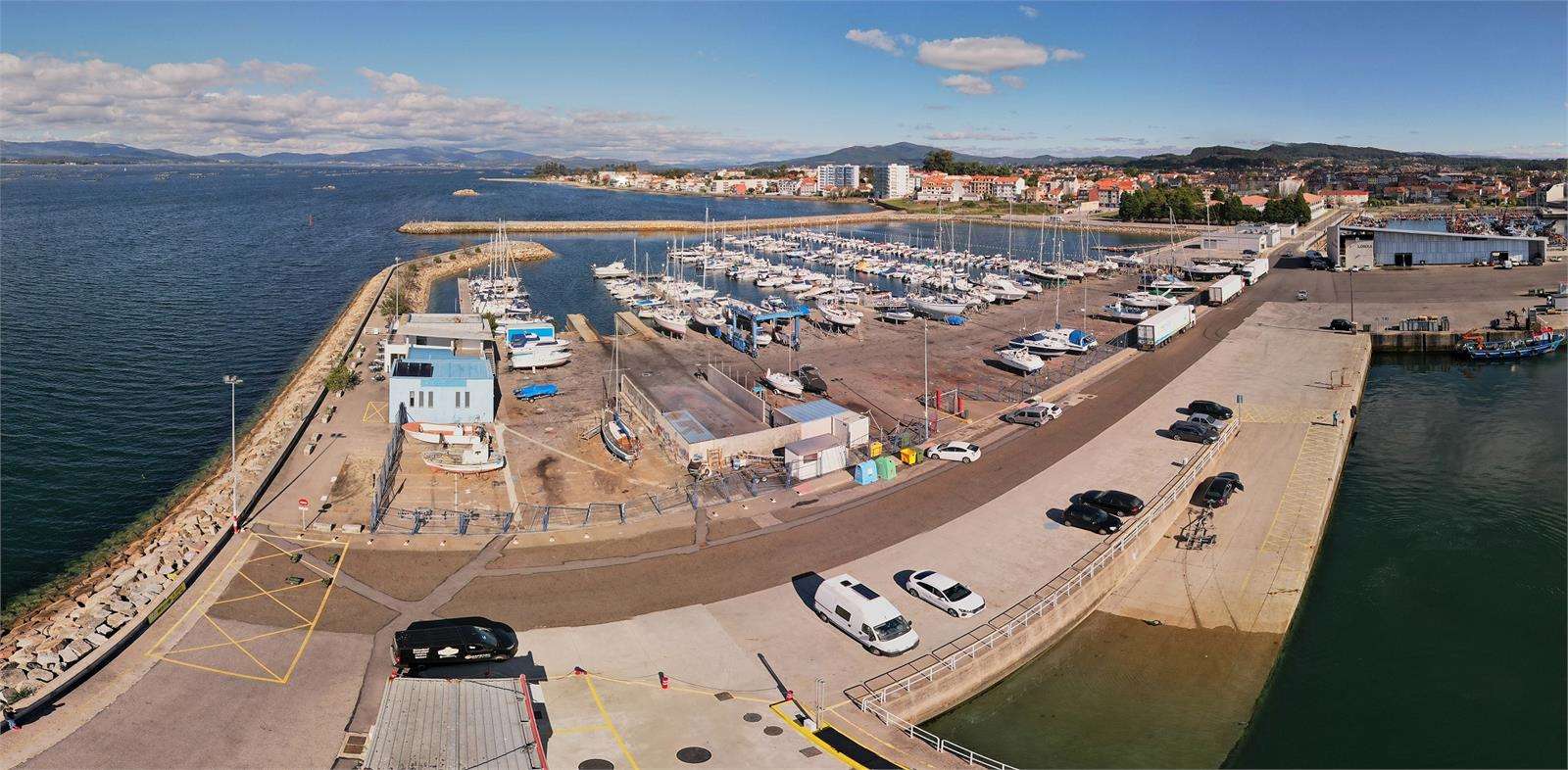 Porto Deportivo de Vilanova en Vilanova de Arousa