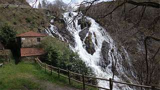 PR-G 166 Roteiro das Fervenzas de Toques