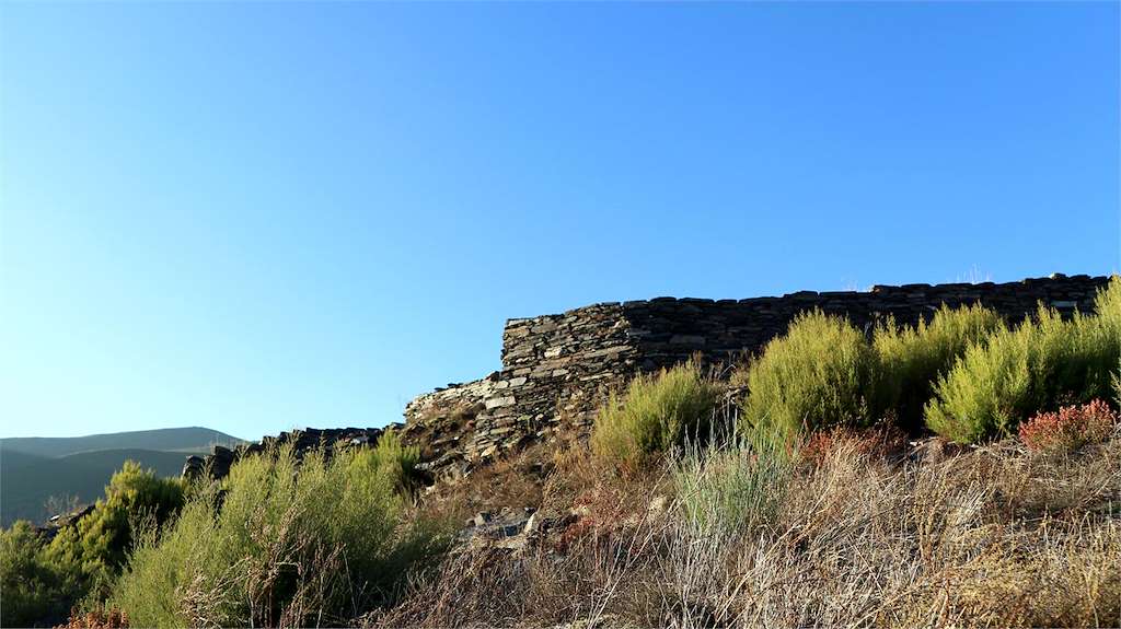PR-G 220 Ruta de Baldomir ao Castro da Torre en Folgoso do Courel