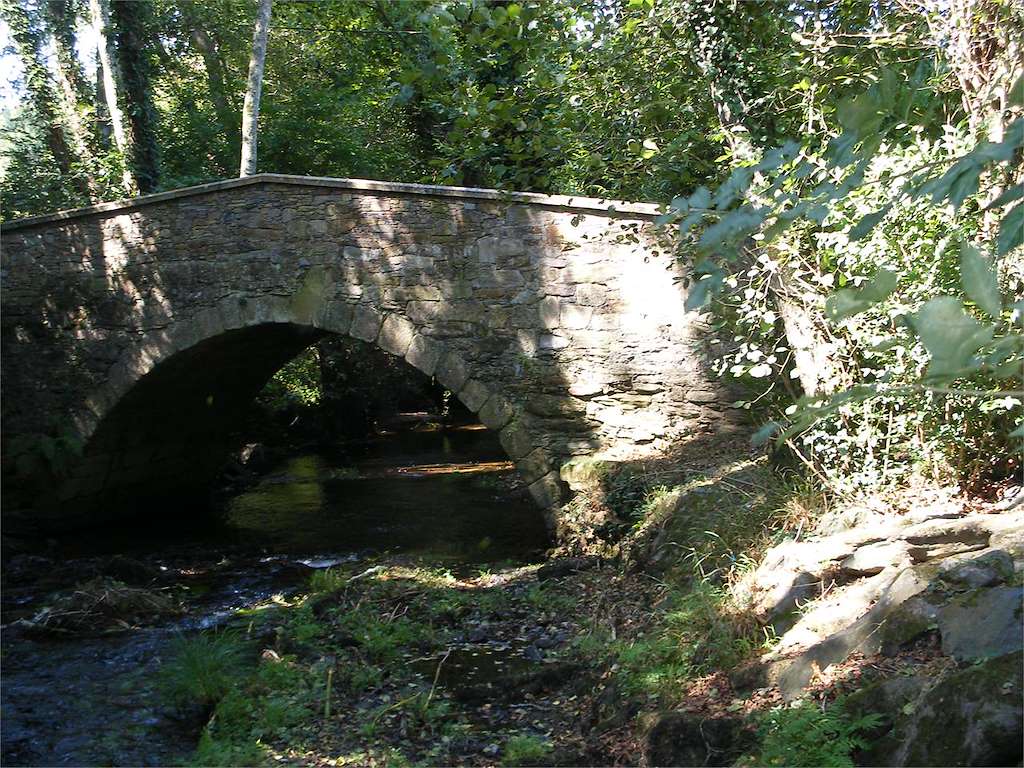 Puente de Baxoi en Miño