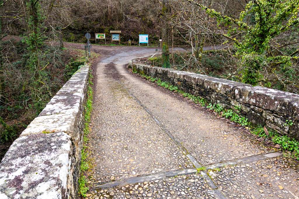 Puente de San Alberte en Guitiriz