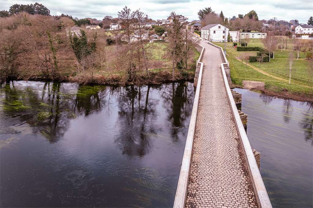 Puente Medieval en Rábade