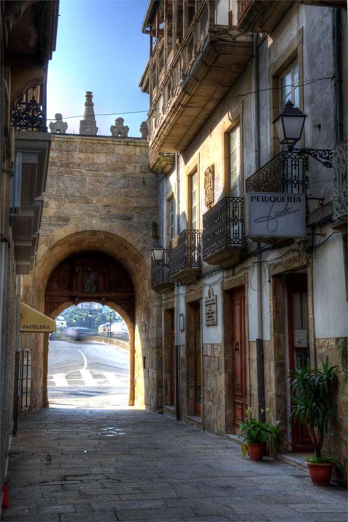 Puerta de Carlos V en Viveiro