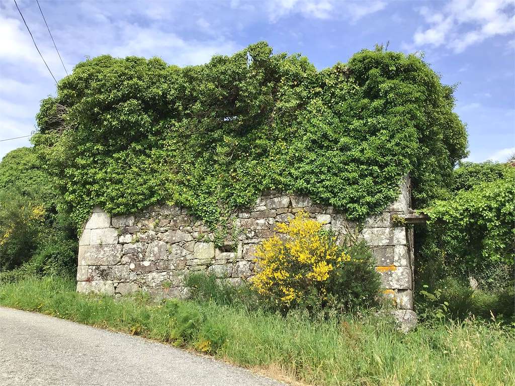 Ruínas del Pazo de Boallo en Vimianzo