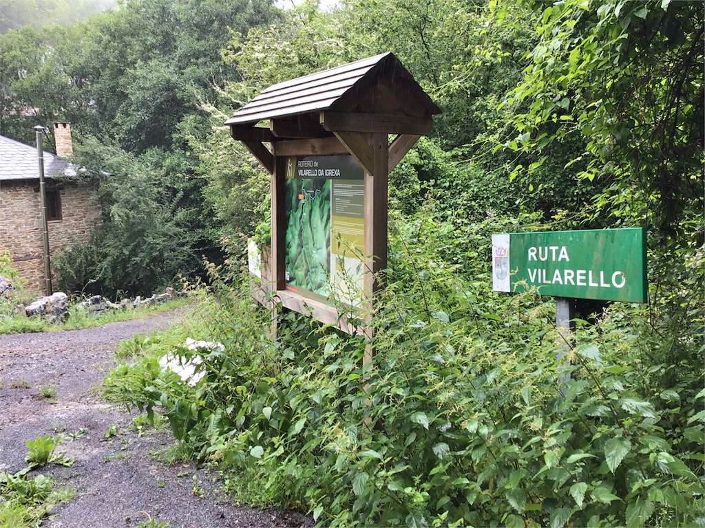 Ruta de Villarello Da Igrexa en Cervantes