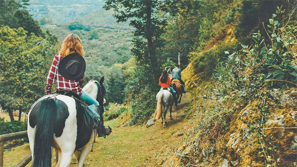 Rutas a Caballo Equusfera en A Fonsagrada