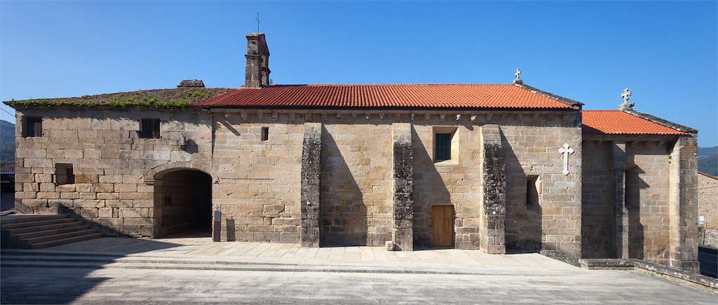 Santuario Virxe do Camiño en Muros