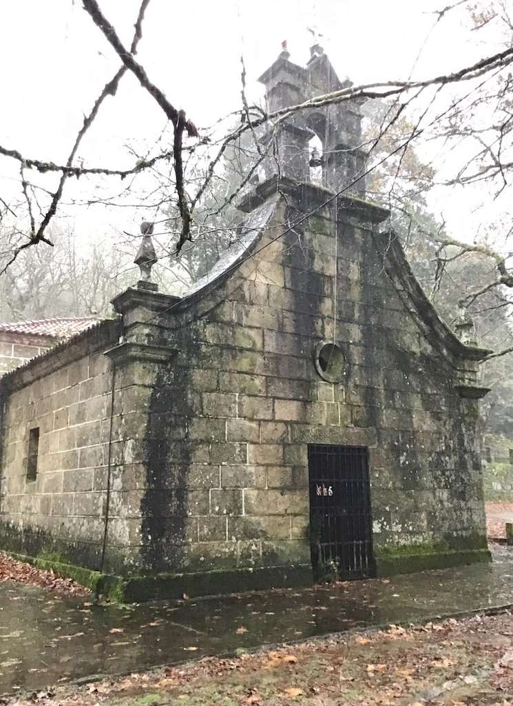 Santuario y Capilla de la Peña de Francia en A Caniza