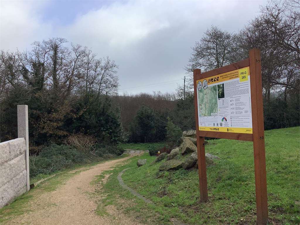 Senda Fluvial del Río Artes en Ribeira