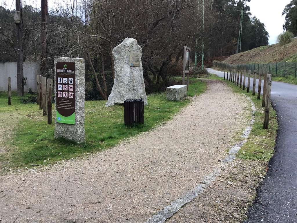 Senda Fluvial e Parque Landres Lagoela en Salceda de Caselas