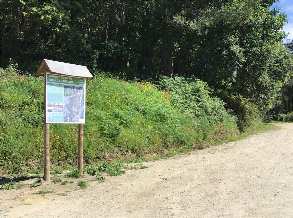 Sendero Serra da Magdalena en Cangas