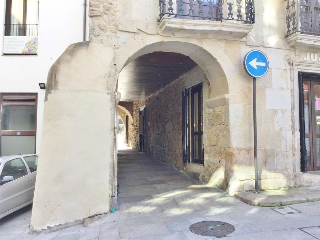 Soportais de la Plaza Constitución en Vigo