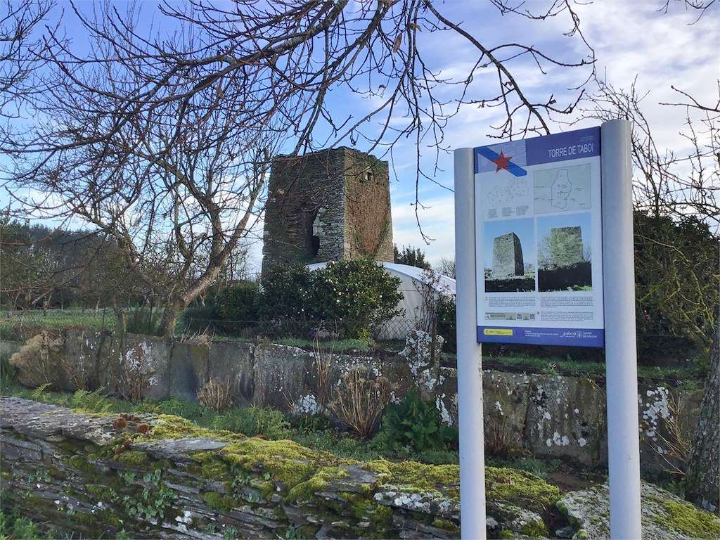 Torre de Taboi en Outeiro de Rei