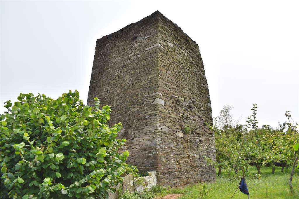 Torre de Taboi en Outeiro de Rei