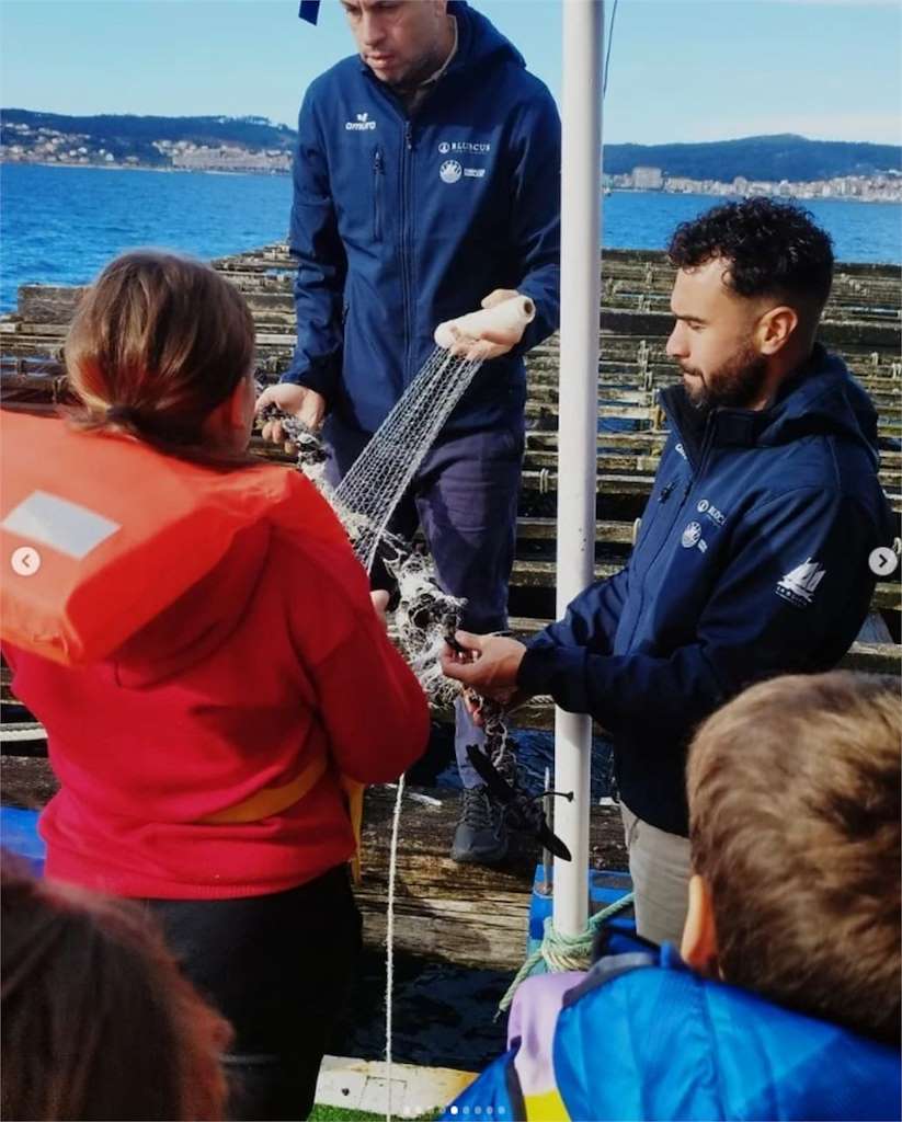Turismo Marinero Bluscus en Vigo