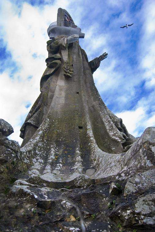 Virgen de la Roca en Baiona