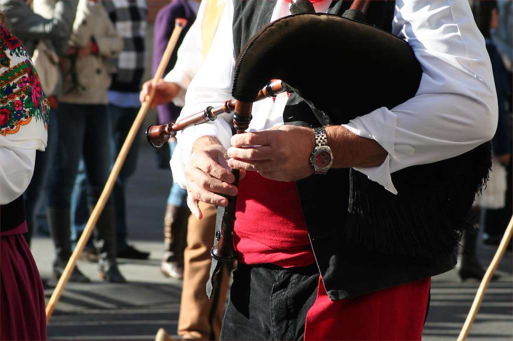 Virxe do Carme e San Antonio en Dumbría