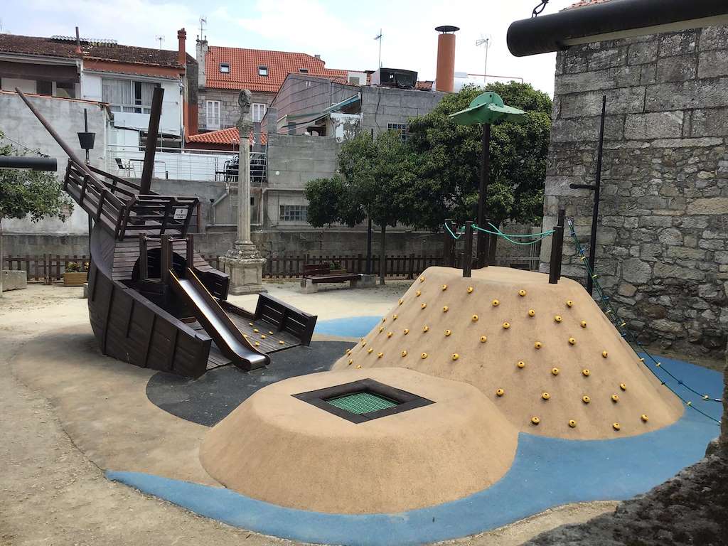 Xardín do Museo en Baiona